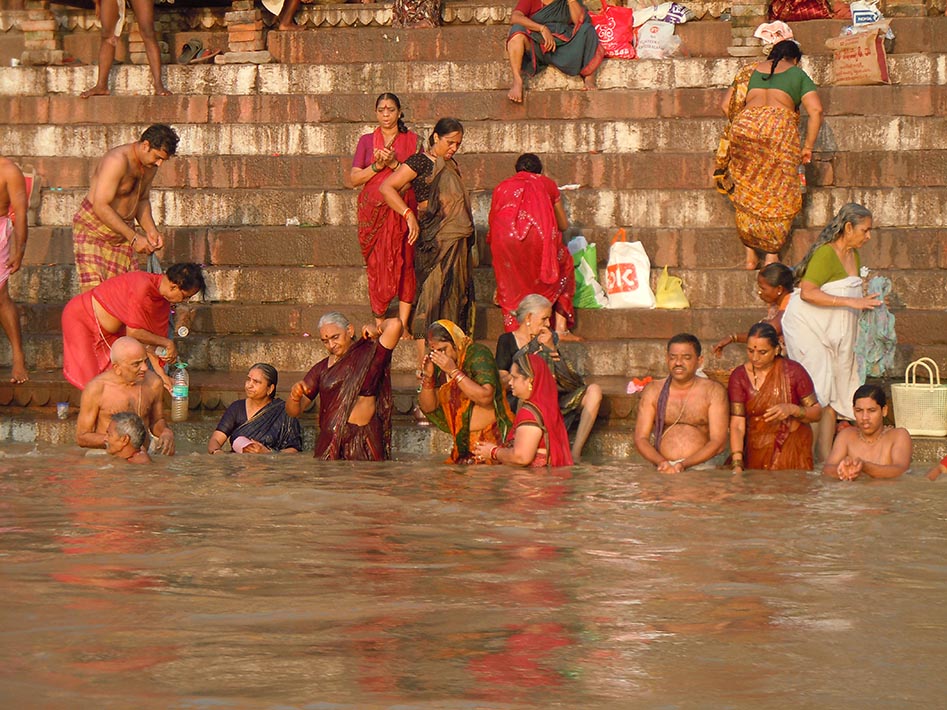 Ritual washing Varanasi