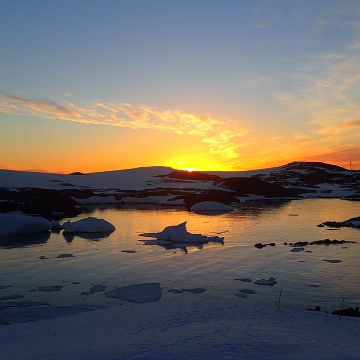 antarctica sunset